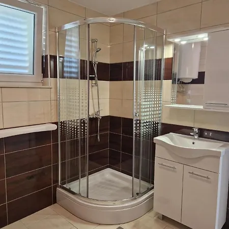 Apartman In Mit Eigenem Balkon
